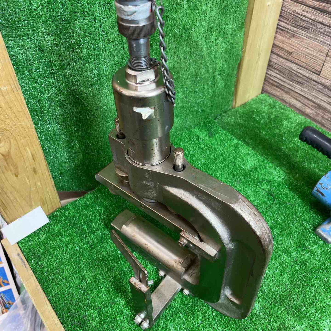 泉精機(IZUMI) 手動油圧ポンプHP-500G、ガス用ポリエチレン管 スクイズオフ工具 (型番不明)まとめ【桶川店】