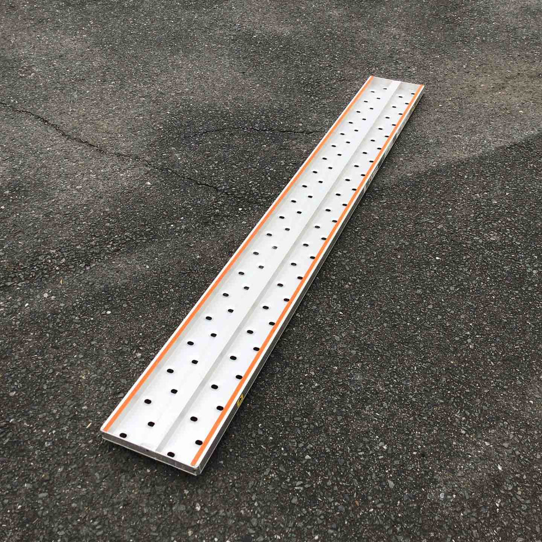 【現状品 / 店頭受取り限定】 長谷川工業/Hasegawa アルミ足場板 AD-32 【鴻巣店】