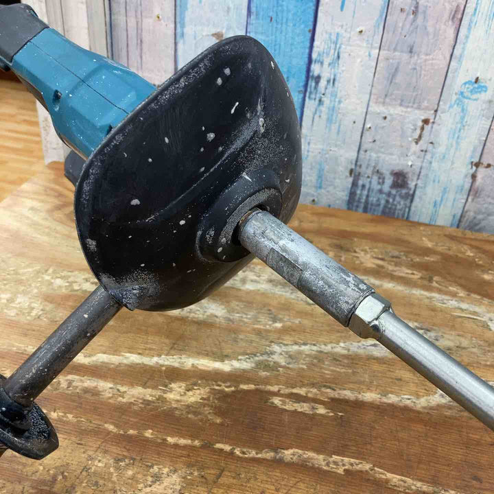 ★マキタ(makita) コードレスかくはん機 UT130DZ【柏店】