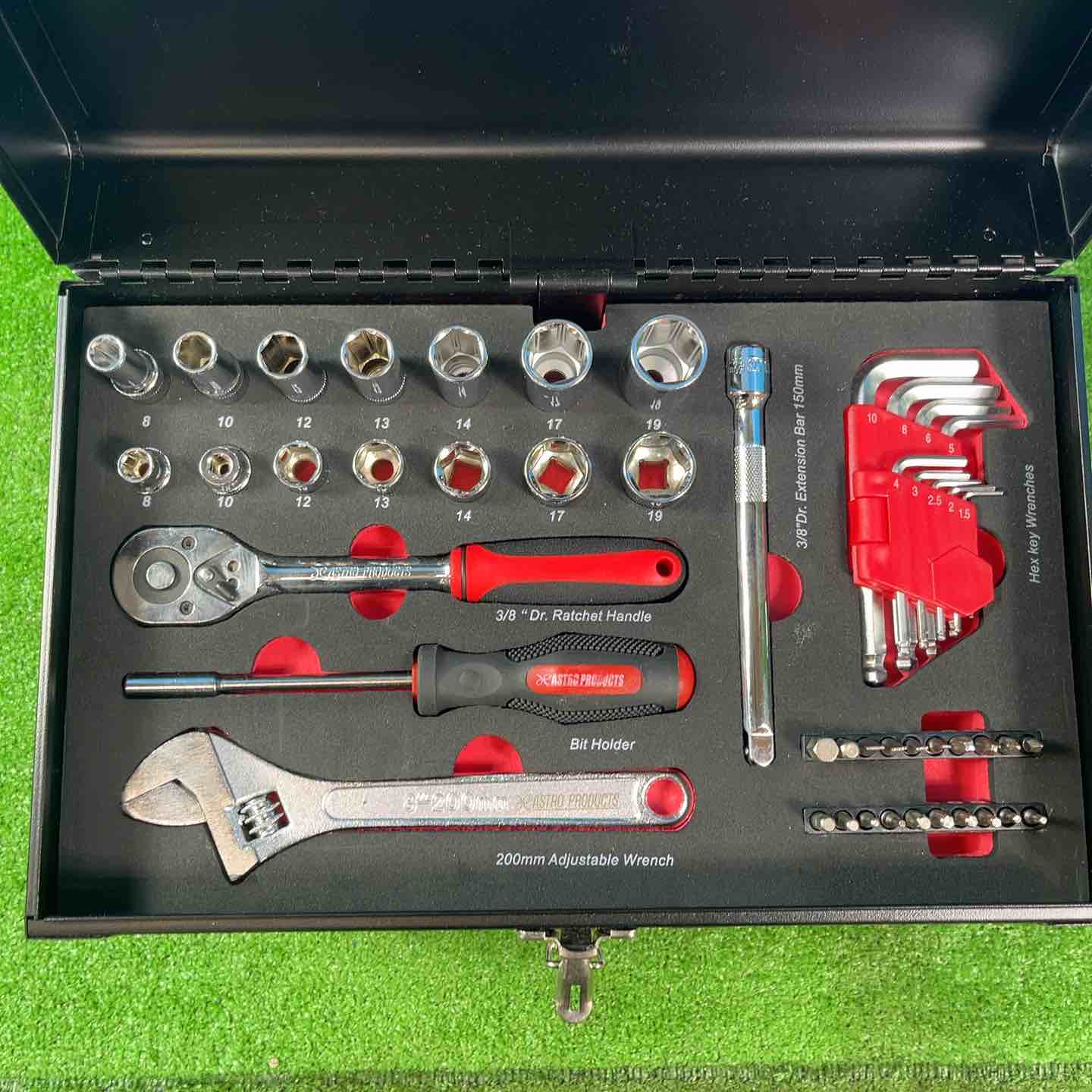 美品】アストロプロダクツ 工具セット56点組 TS198【岩槻店】 – アクト