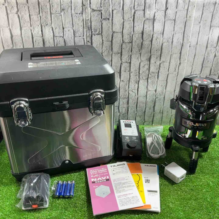 タジマ レーザー墨出し器ZEROGREEN 縦ライン4方向・横ライン全周【川口店】