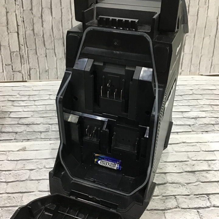 ★マキタ(makita) コードレスラジオ MR005GZB【川口店】