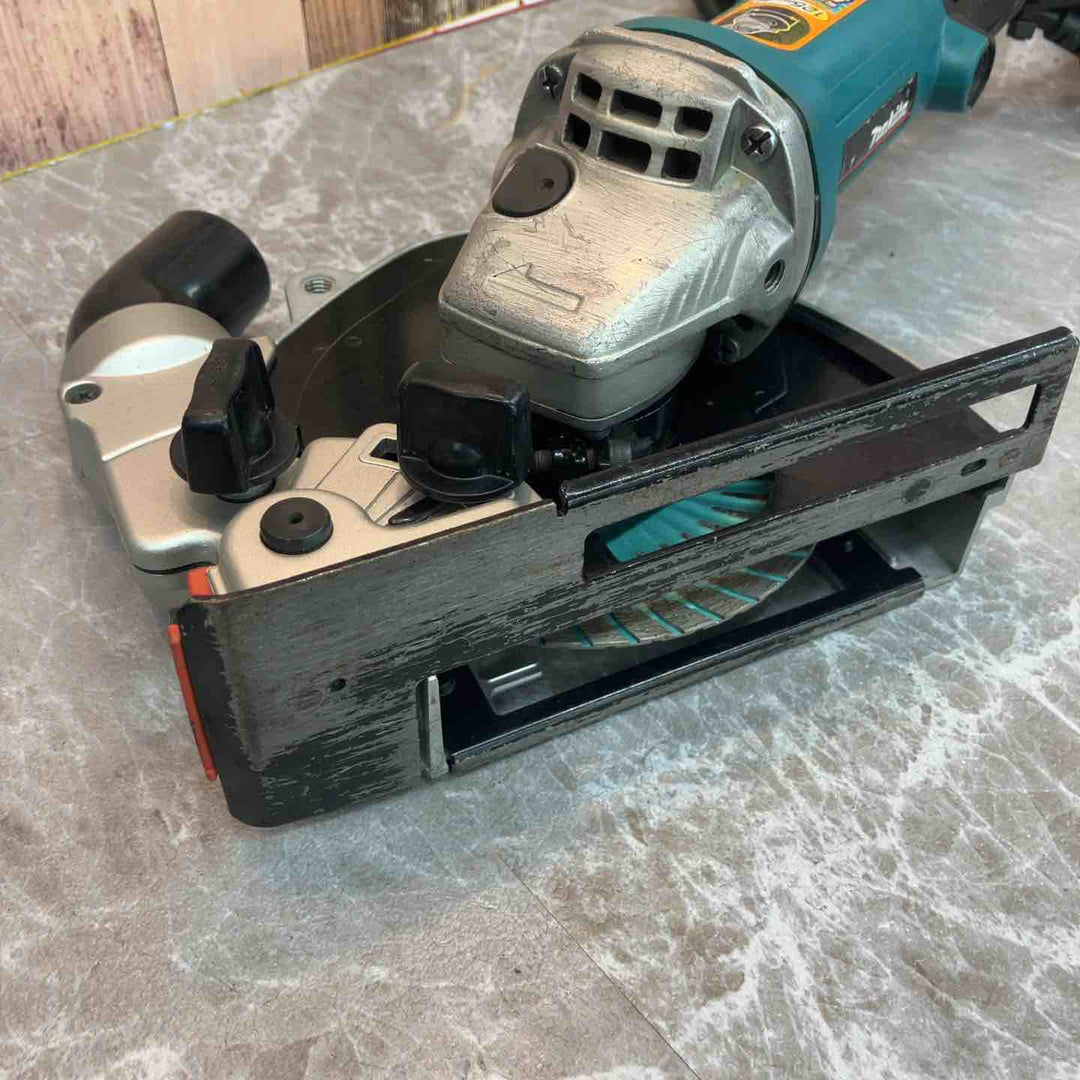 ☆マキタ(makita) 125mm ディスクグラインダ 9535B【八潮店】