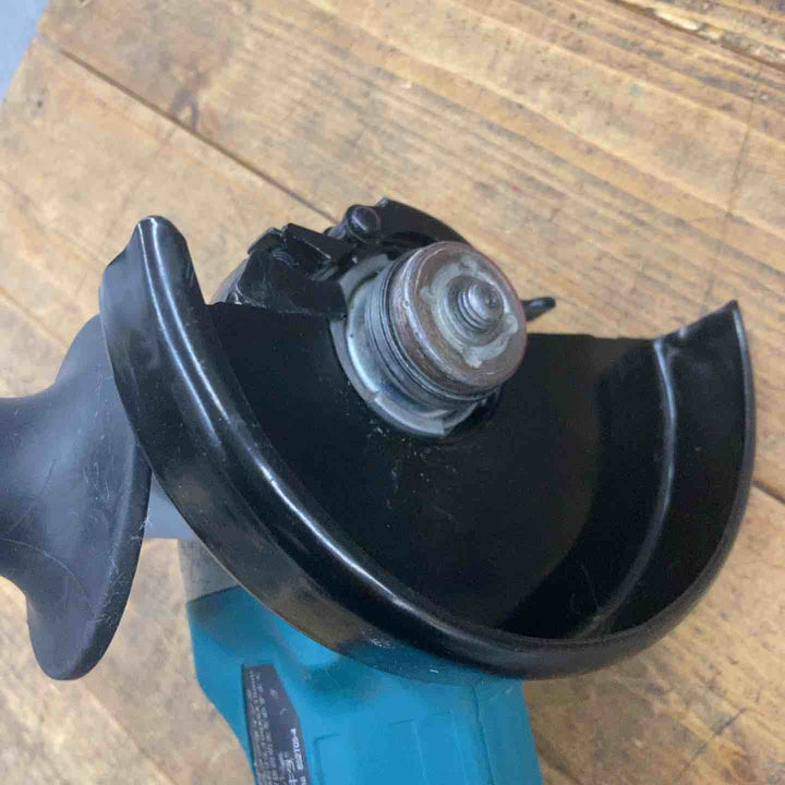 【中古品】マキタ(makita) 100mmコードレスディスクグラインダ GA404DZN (GA404DN)【所沢店】