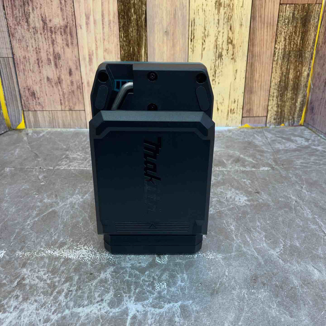★マキタ(makita) コードレスマグネットライト ML819(本体のみ)【八潮店】
