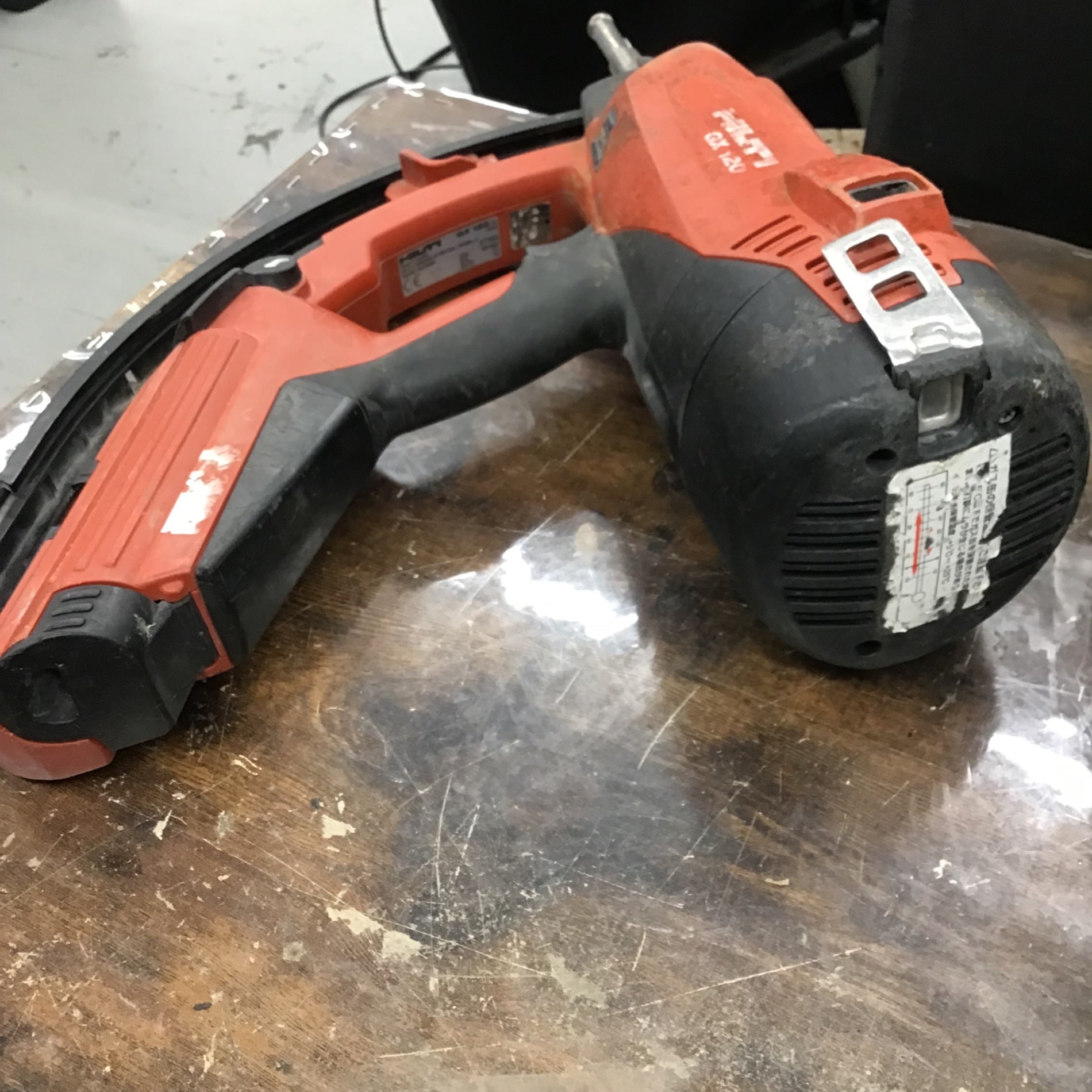 〇ヒルティ(HILTI) ガス式鋲打機 GX120【戸田店】