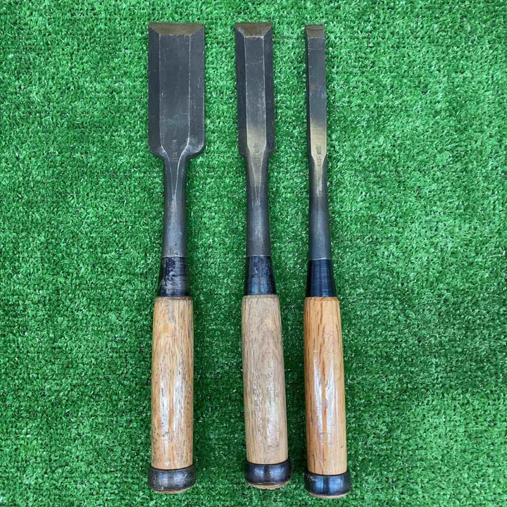【中古現状品】 鑿 のみ 是重 銘 3本組 【鴻巣店】