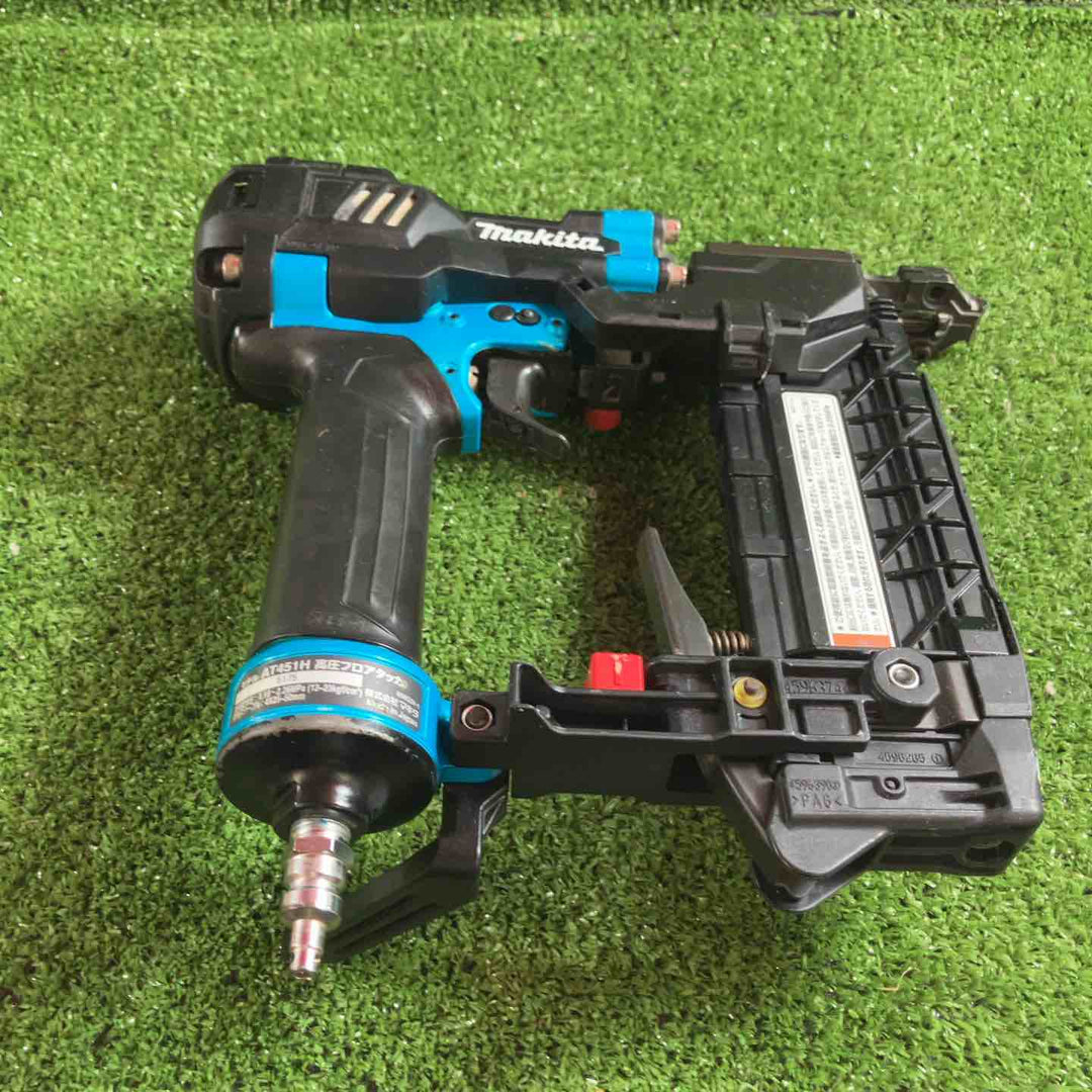 ★マキタ(makita) 高圧フロアタッカ AT451HM【川崎店】