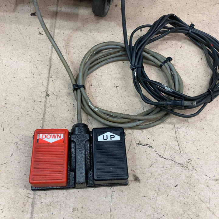 【中古品/店頭受取り限定】コティ リフトテーブル 型式不明 100V 【東大和店】