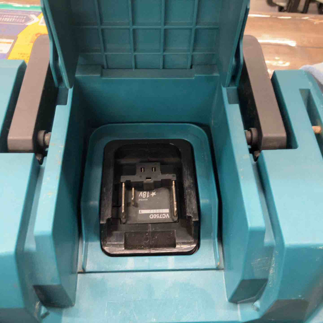 ★マキタ(makita) コードレス集じん機 乾湿両用 VC750DZ【戸田店】