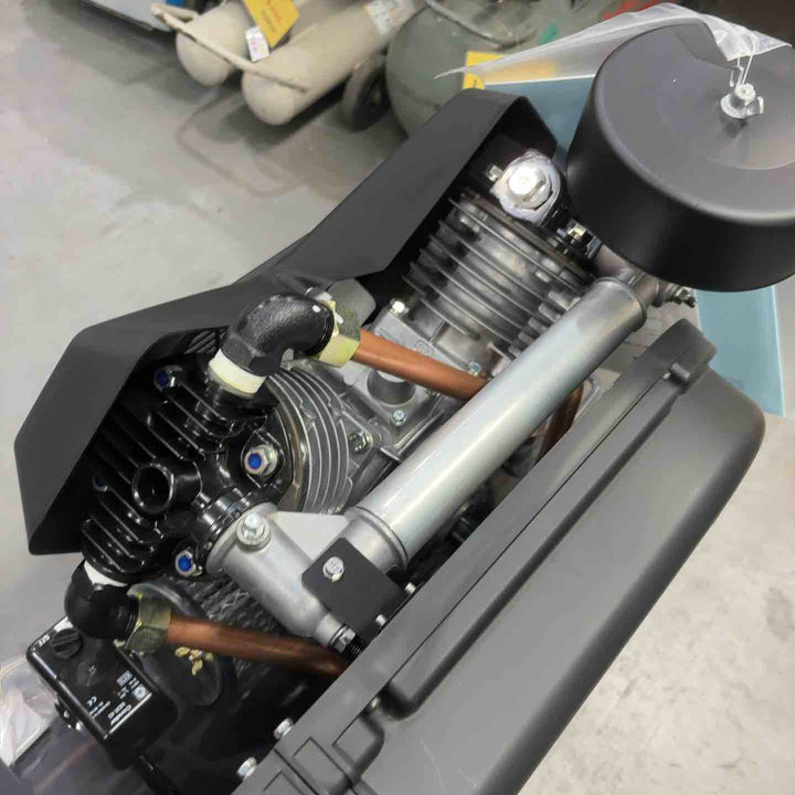 【店頭受取り限定】アネスト岩田 レシプロコンプレッサ(タンクマウント・オイルフリータイプ)50Hz TFP22CF-10 M5【川口店】