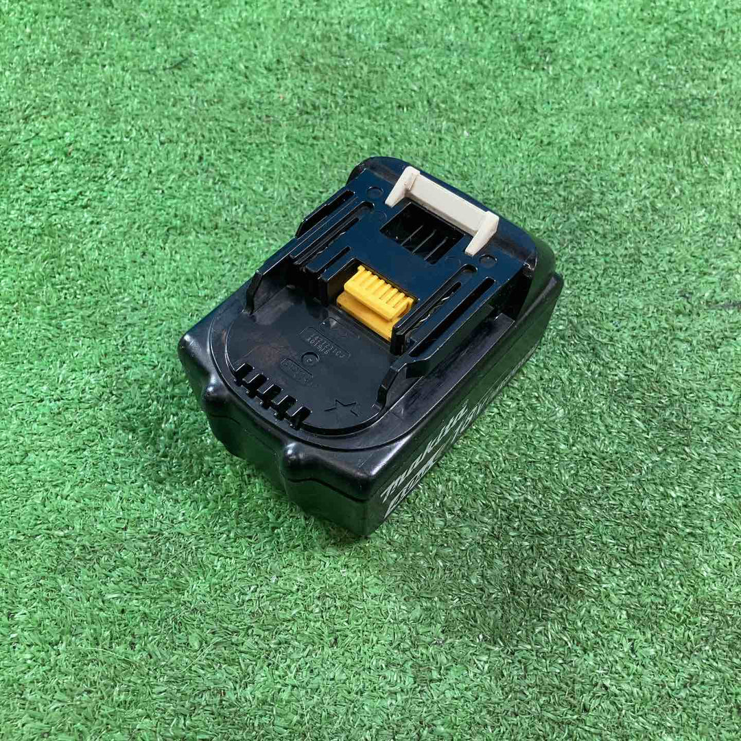 ★マキタ(makita) コードレスコンクリートバイブレータ VR350DZ 18V4.0Ahバッテリー付き【岩槻店】