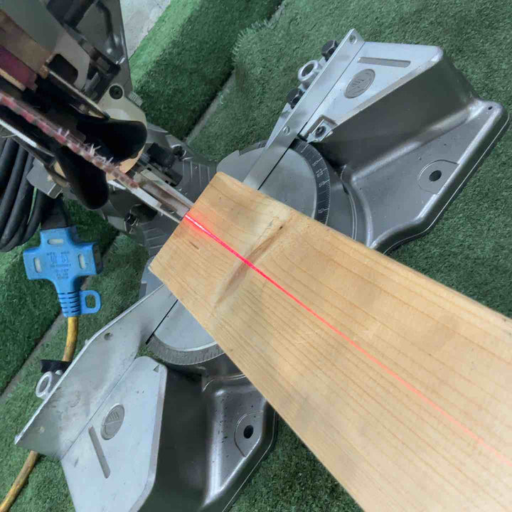 ★ハイコーキ(HIKOKI ※旧:日立工機) 卓上スライド丸のこ C6RSHC 動作確認済【川口店】