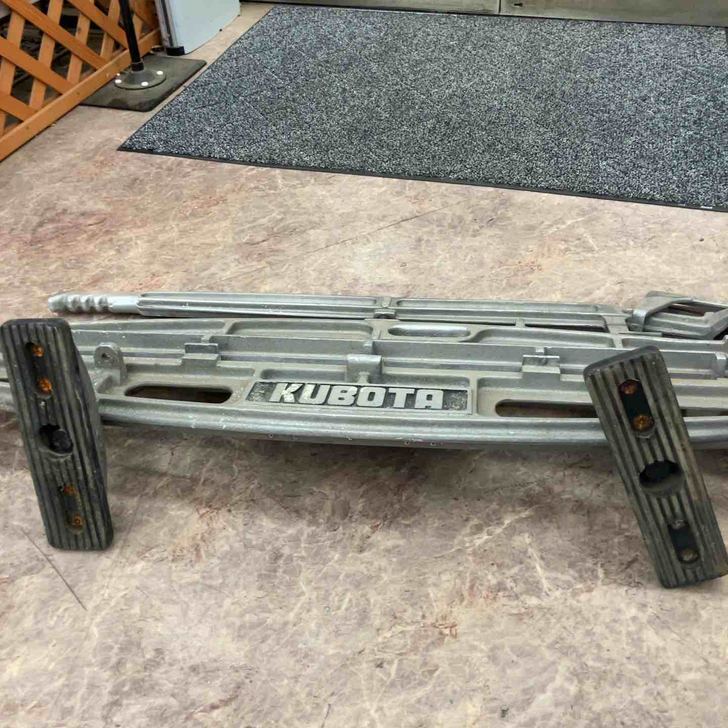 店頭受取り限定】◇クボタ(KUBOTA)コロニアルカッター シングル