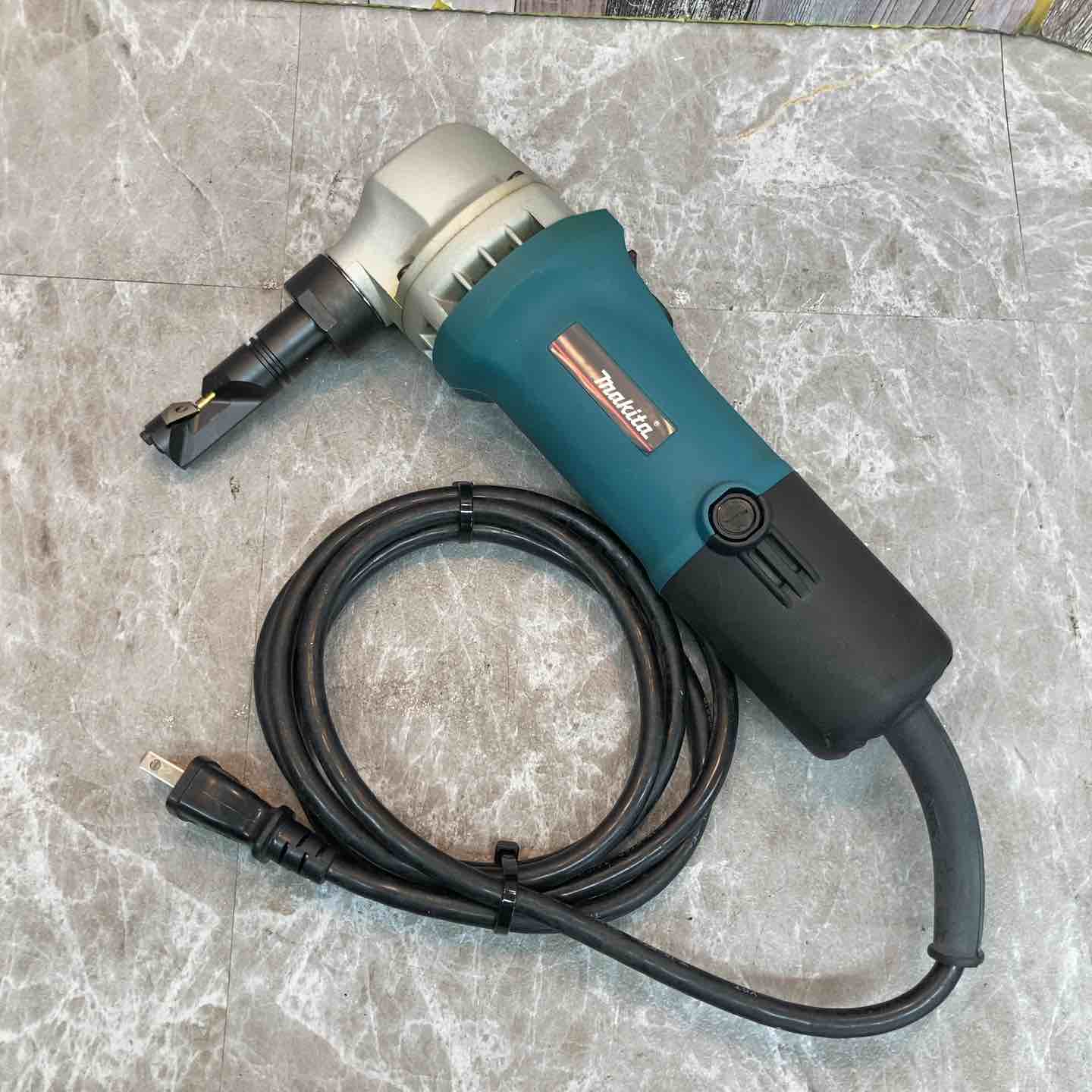 ☆マキタ(makita) ニブラ JN1601【八潮店】 – アクトツールオンライン