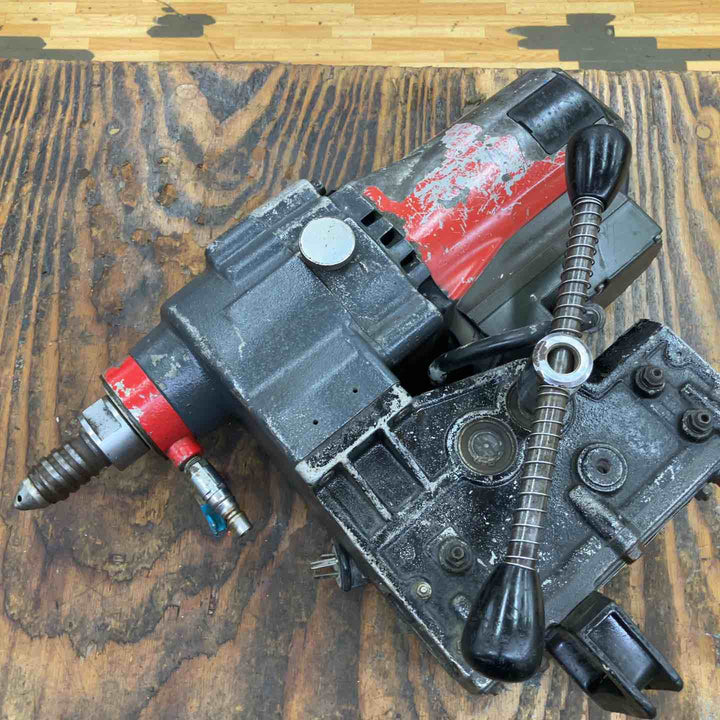 ▼ ミルウォーキー コアドリル CL-592 本体のみ【柏店】