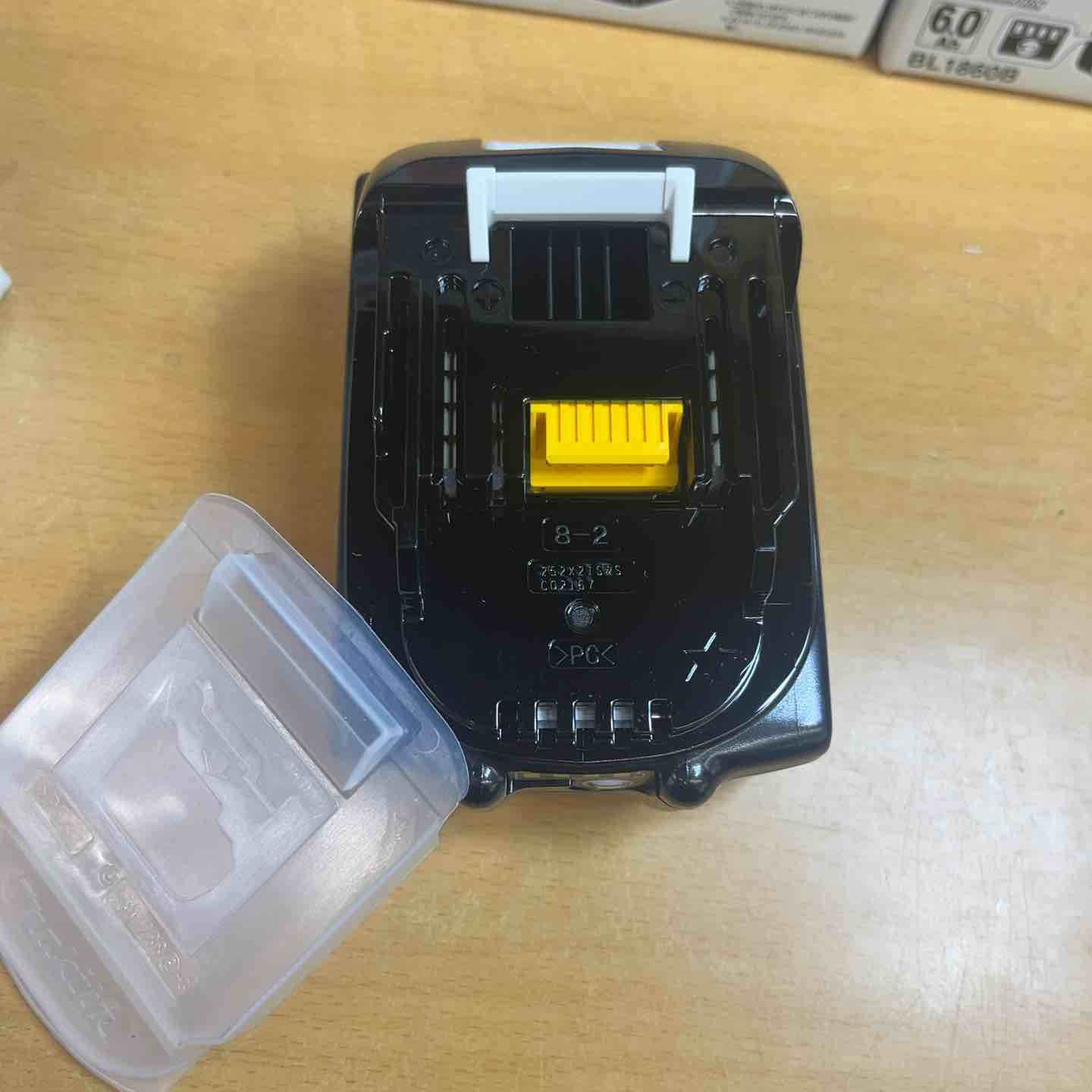 大放出♪マキタ (makita) リチウムイオンバッテリー 18V/6.0Ah BL1860B 10個セット♪【越谷店】 大放出♪マキタ (makita) リチウムイオンバッテリー 18V/6.0Ah BL1860B