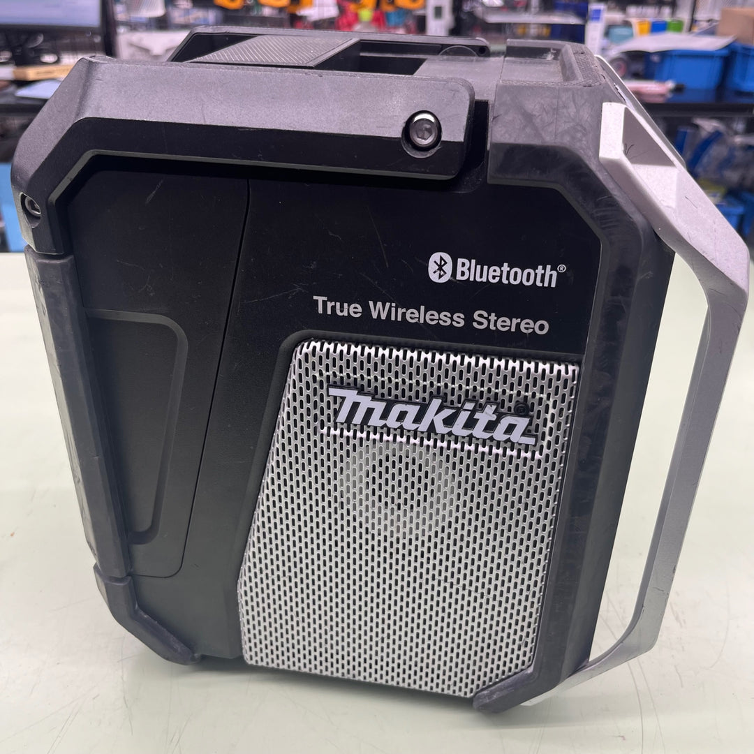 ★マキタ(makita) コードレスラジオ MR113B 本体のみ ACアダプタ付き 【越谷店】
