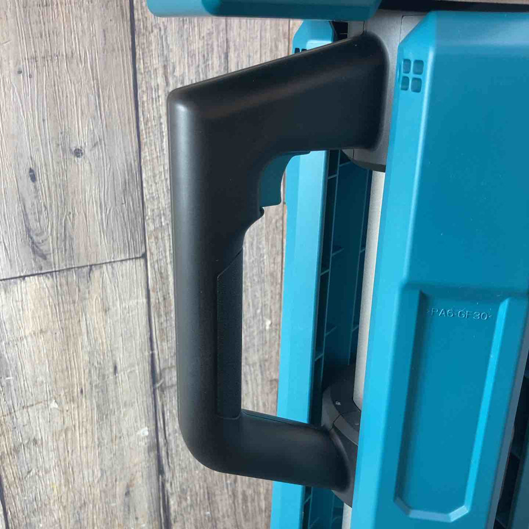 【中古美品】マキタ(makita) コードレスタワーライト ML814 ケース付属【東大和店】