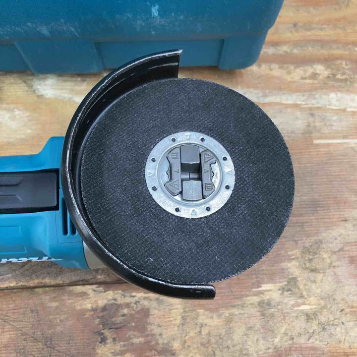 ★マキタ(makita) 100mmコードレスディスクグラインダ GA420DZ【柏店】