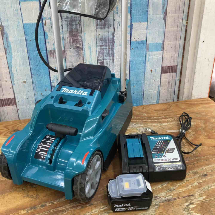 【店頭受取り限定】◇マキタ(Makita)  充電式芝刈機 18V 3Ah バッテリ、充電器付 MLM230DSF【柏店】
