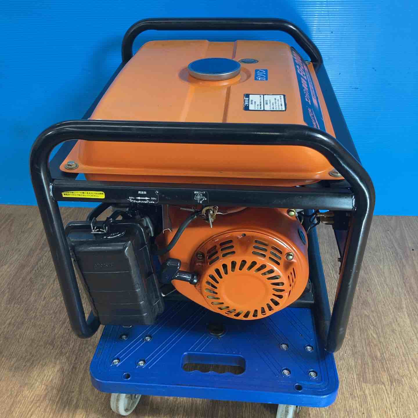店頭受取り限定】◇ナカトミ ガソリン発電機 EG-2000 82h キャブレター
