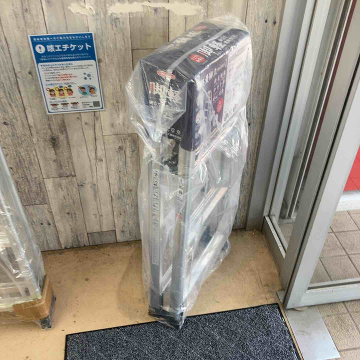 【未使用(店頭展示品)】長谷川工業(Hasegawa) 専用脚立 脚軽 伸縮 4段 RZS-12a (1.03~1.23m) (17767)【東大和店】