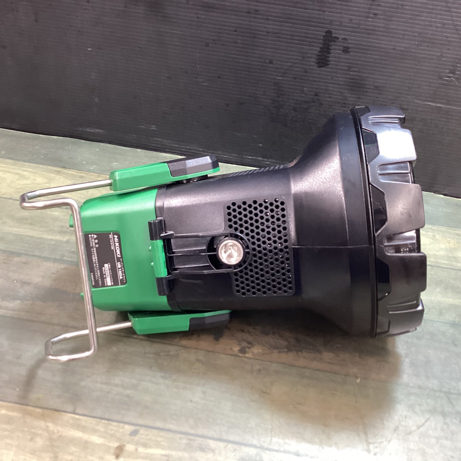 ハイコーキ(HIKOKI ※旧:日立工機) コードレスサーチライト UB18DA(NN