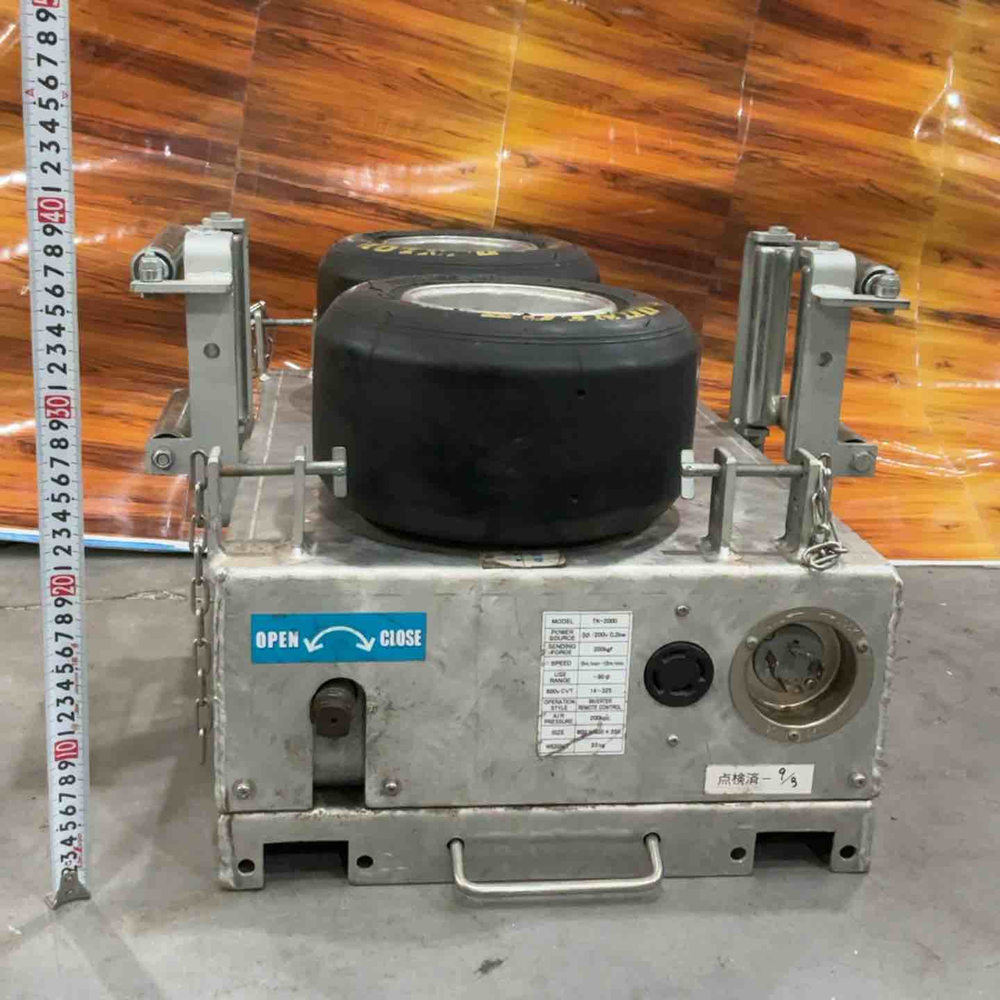 店頭受取り限定】メーカー 型式不明 ケーブル送り機【川口店