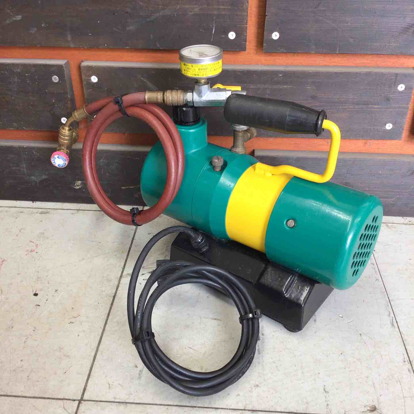 現状品】 TASCO 真空ポンプ TA150CR 【鴻巣店】 – アクトツール