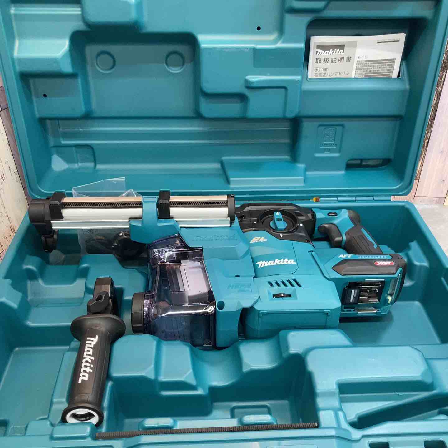 ★マキタ(makita) コードレスハンマドリル HR008GZKV【八潮店】 ☆マキタ(makita) コードレスハンマドリル HR008GZKV【八潮店