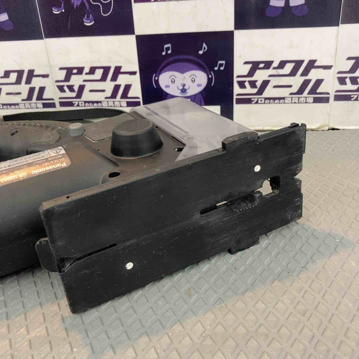 【中古品】パナソニック(Panasonic) コードレス角穴カッター 本体のみ EZ45A3X-B  ボードカッタ【所沢店】