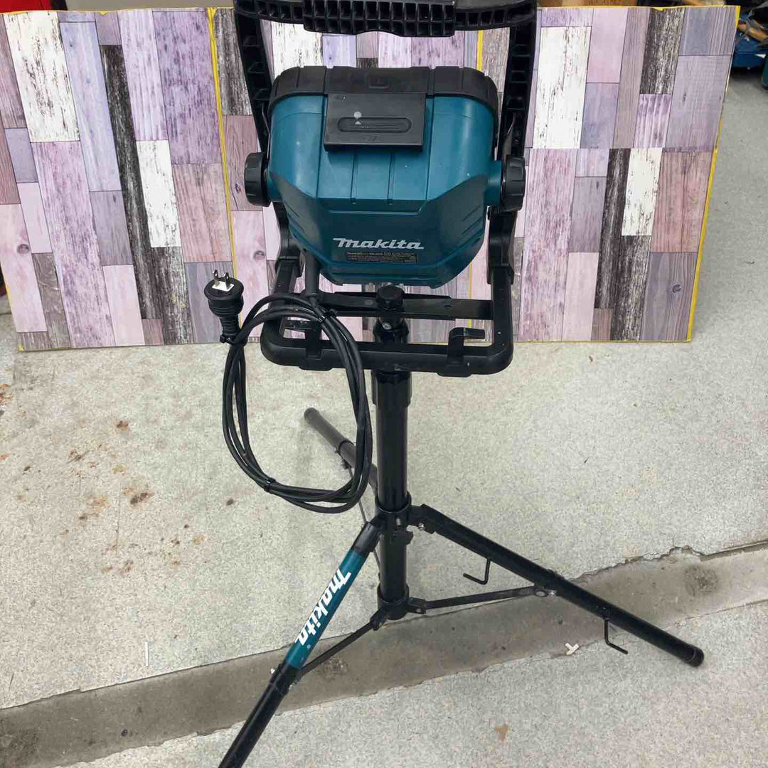 ★マキタ(makita) コードレスLEDスタンドライト ML805【八潮店】