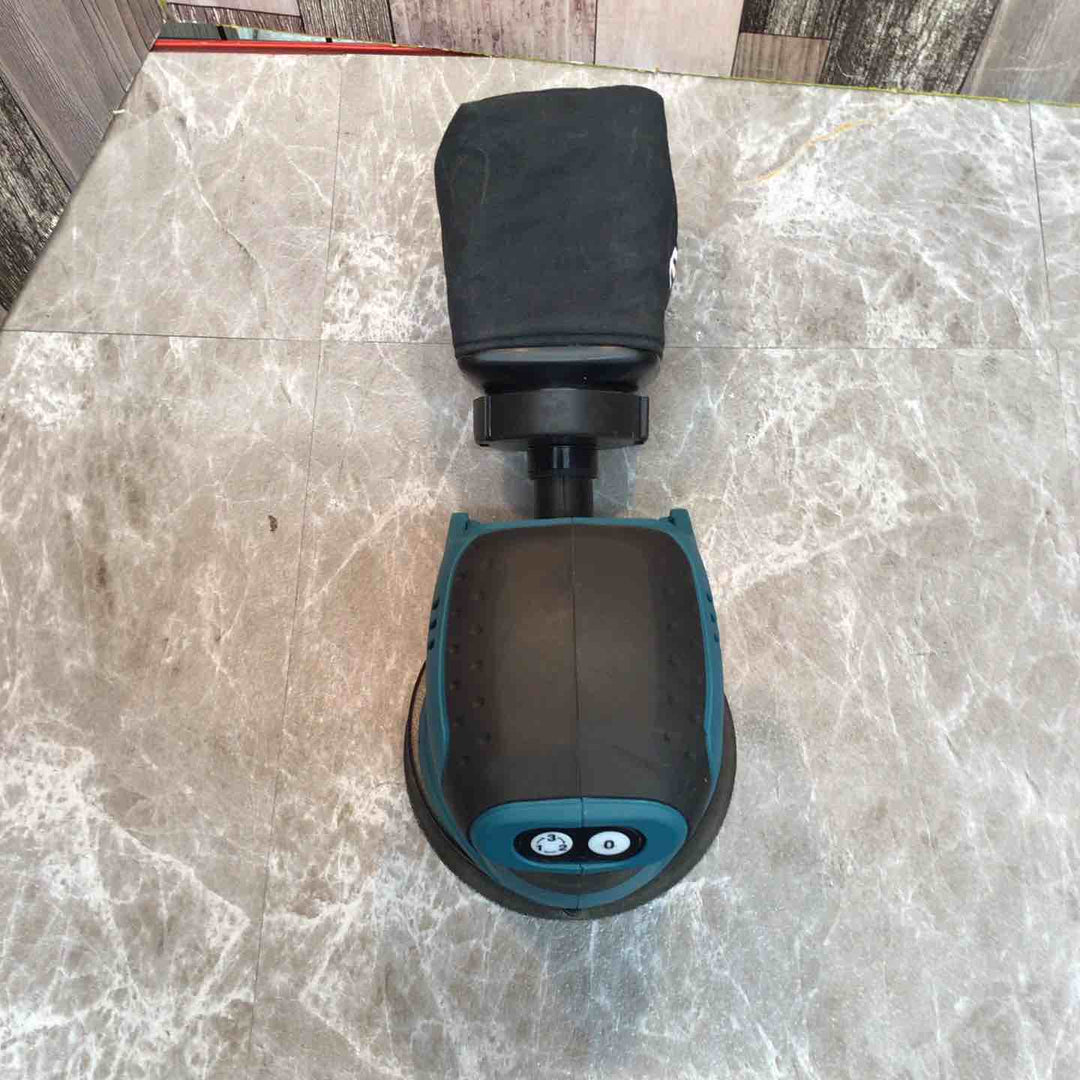 ★マキタ(makita) コードレスランダムオービットサンダ BO180DZ【八潮店】