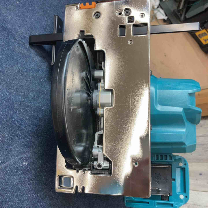 【中古美品】 マキタ(makita) コードレス丸のこ HS631DZS 充電式丸ノコ 【東大和店】