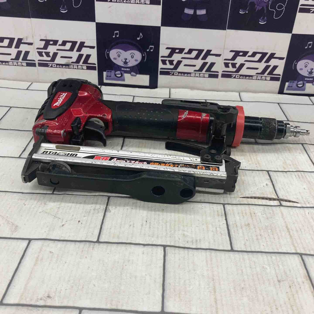 ◇マキタ(makita) 高圧エアタッカ AT425HAK【所沢店】