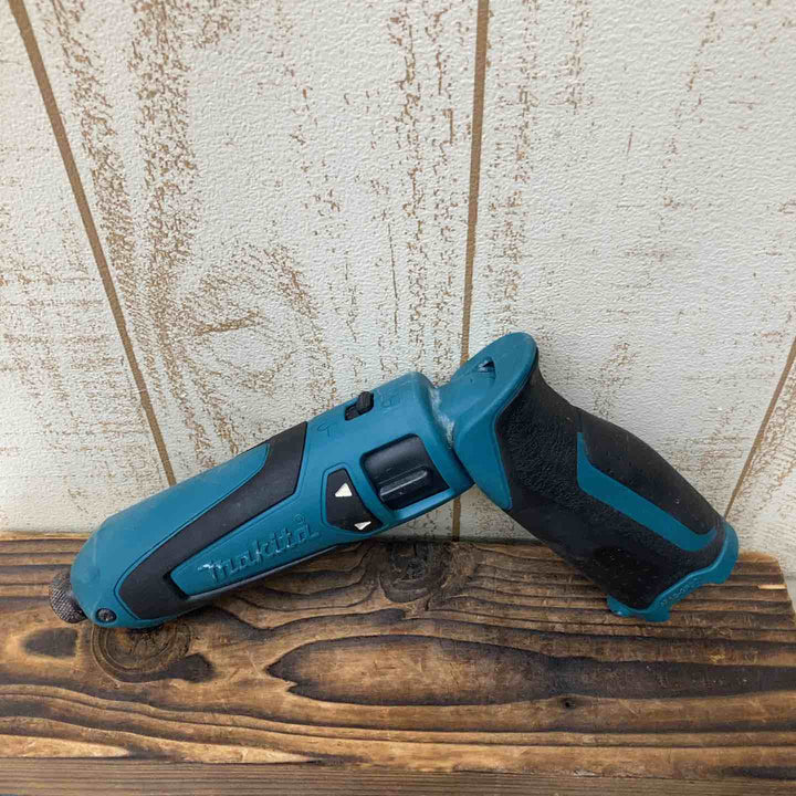 ☆マキタ(makita) コードレスペンインパクトドライバー TD021DZ【柏店】