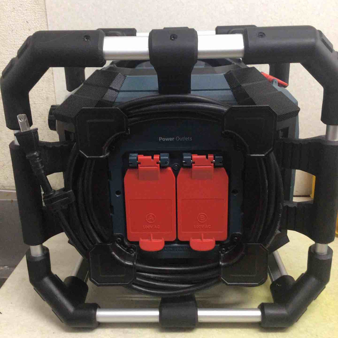 【中古品】ボッシュ　現場ラジオ　GPB18V-5C【町田店】