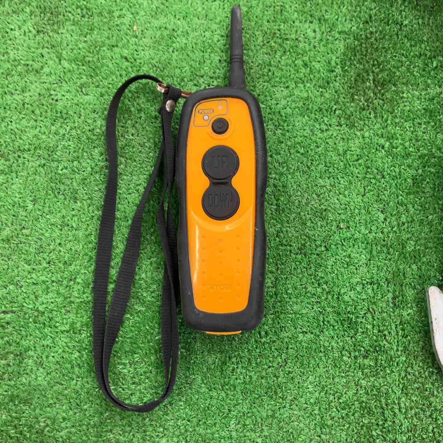 中古品/状態良好】RYOBI リョービ ワイヤレスリモコン付ウインチ