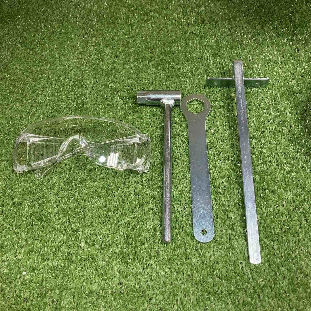 ◇新ダイワ(Shindaiwa) 180mm 防塵カッター B18N2-F (B18NⅡ) チップソーカッター【川崎店】