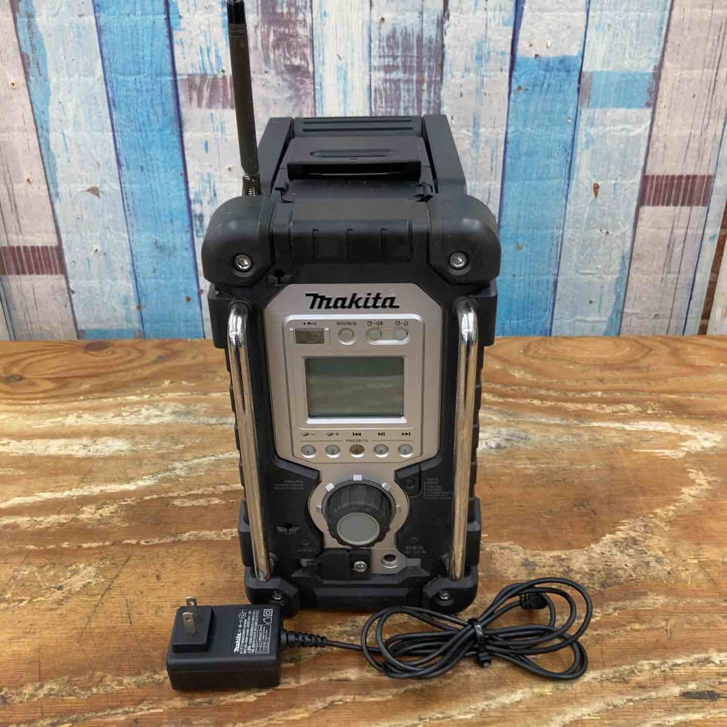 ☆マキタ(makita) コードレスラジオ MR103B【柏店】 – アクトツール