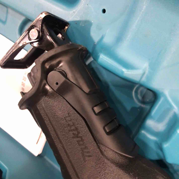 ★マキタ(makita) コードレスレシプロソー JR187DZK【川口店】
