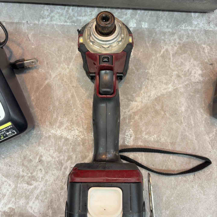 ★マキタ(makita) コードレスインパクトドライバー TD161DGXAR【八潮店】