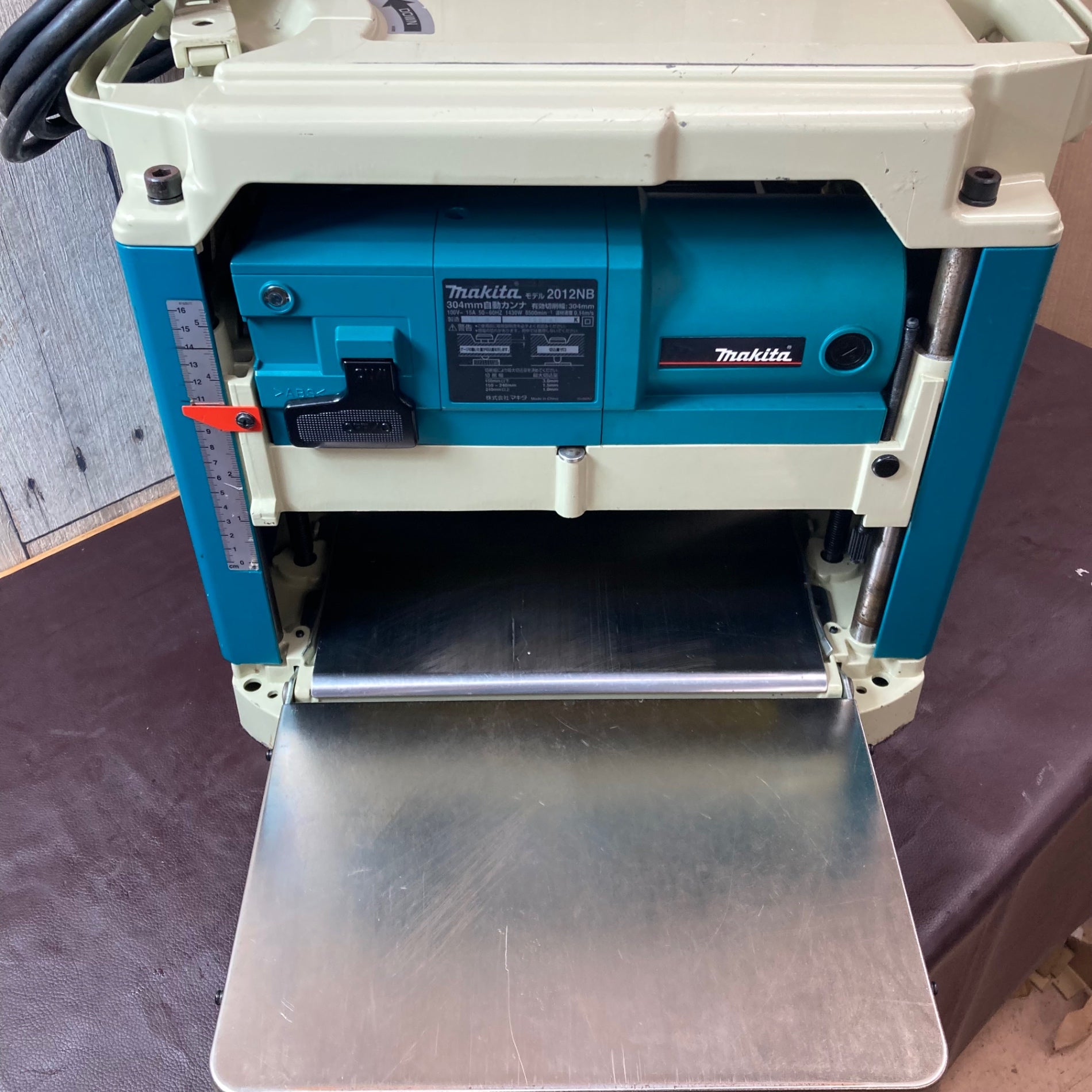 マキタ　自動カンナ　2012NB　中古品 中古品】☆マキタ(makita) 自動カンナ 2012NB【東大和店】 – アクト