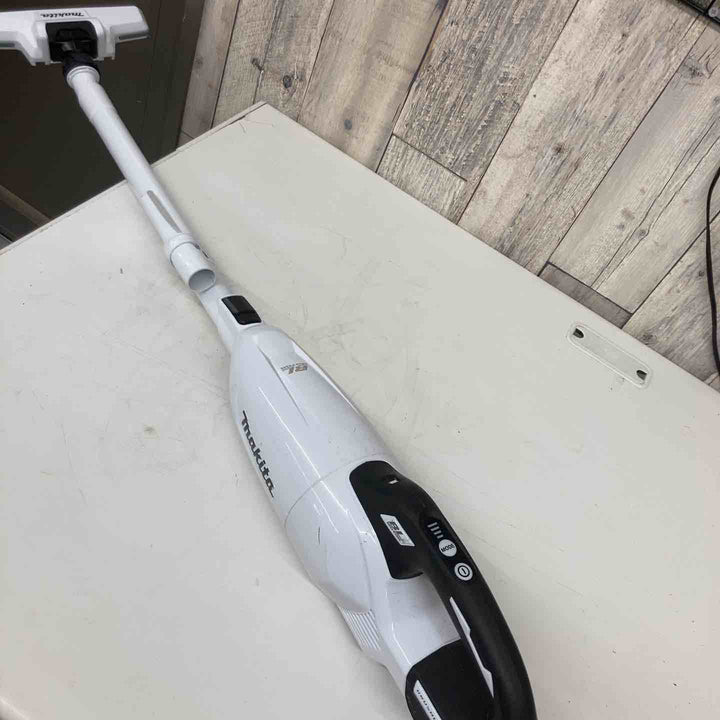 ★マキタ(makita) コードレスクリーナー CL284FDZW　本体のみ　18V対応【戸田店】