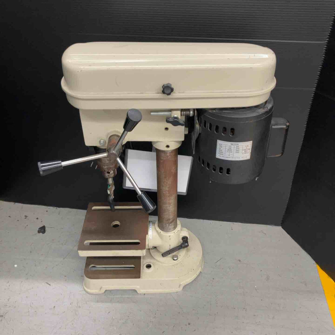 ◇マキタ(makita) 卓上ボール盤 TB131【戸田店】