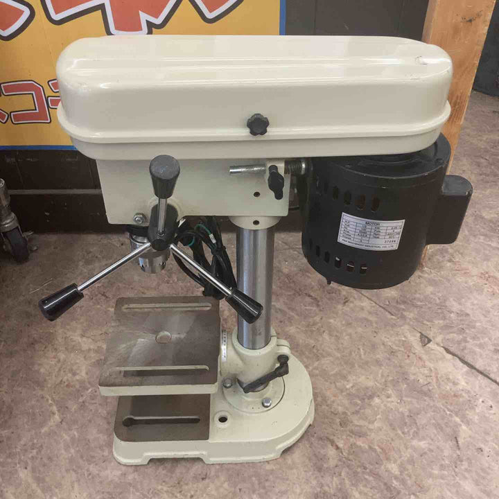 【店頭受取り限定】【中古品】マキタ(makita) 卓上ボール盤 TB131【所沢店】