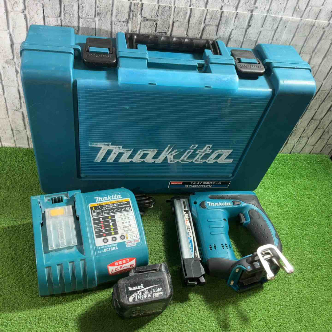 ☆マキタ(makita) 14.4V 4mm J線 コードレスタッカ ST420DRF 動作確認済【川口店】