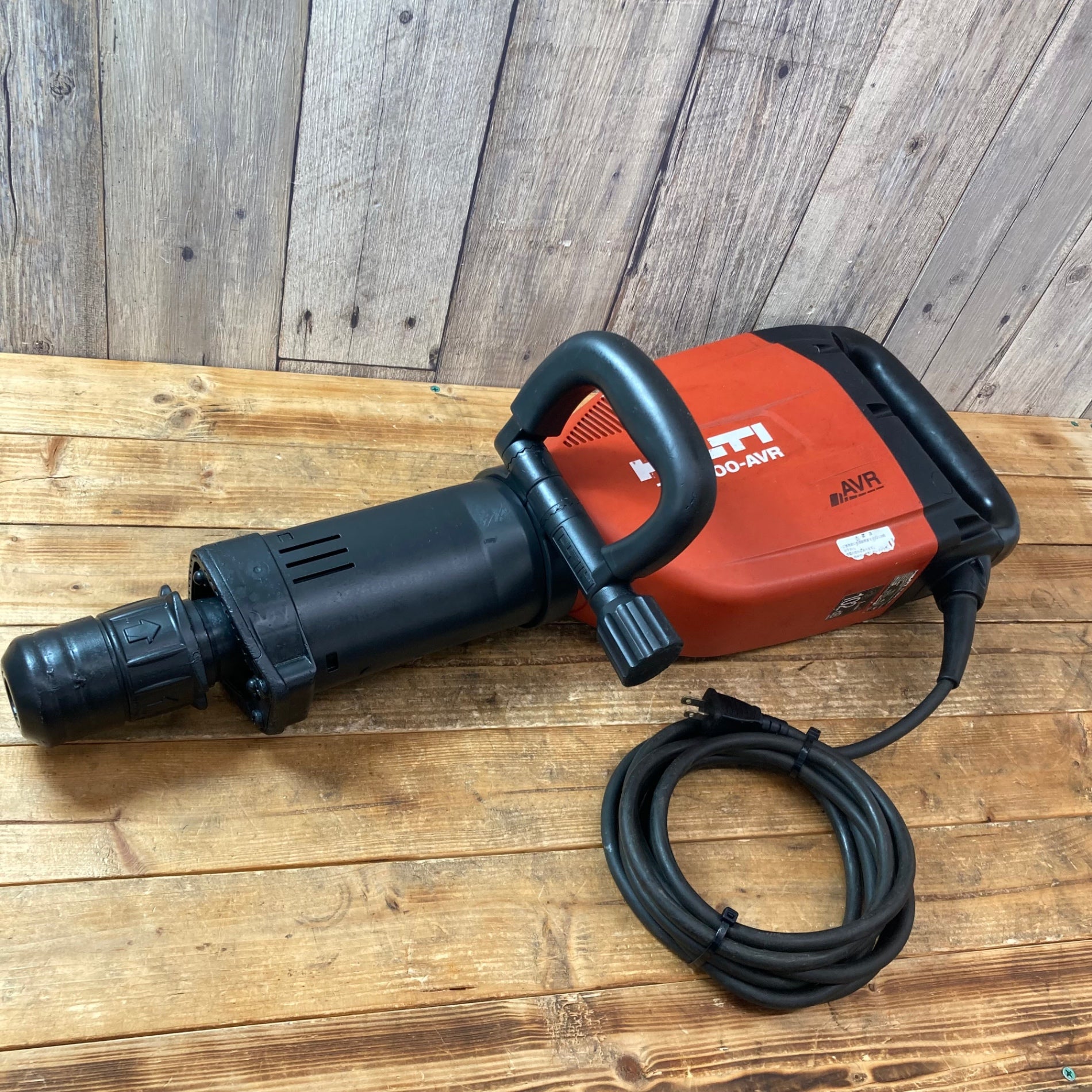 中古品】◇ヒルティ(HILTI) 電動コンクリートブレーカー TE1500-AVR