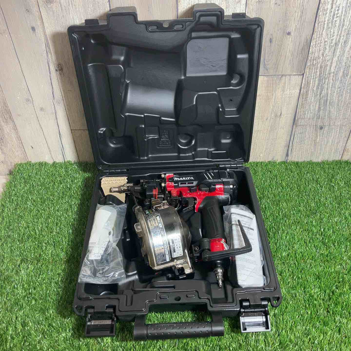 ★マキタ(makita)50mm 高圧エア釘打ち機 AN534H【戸田店】